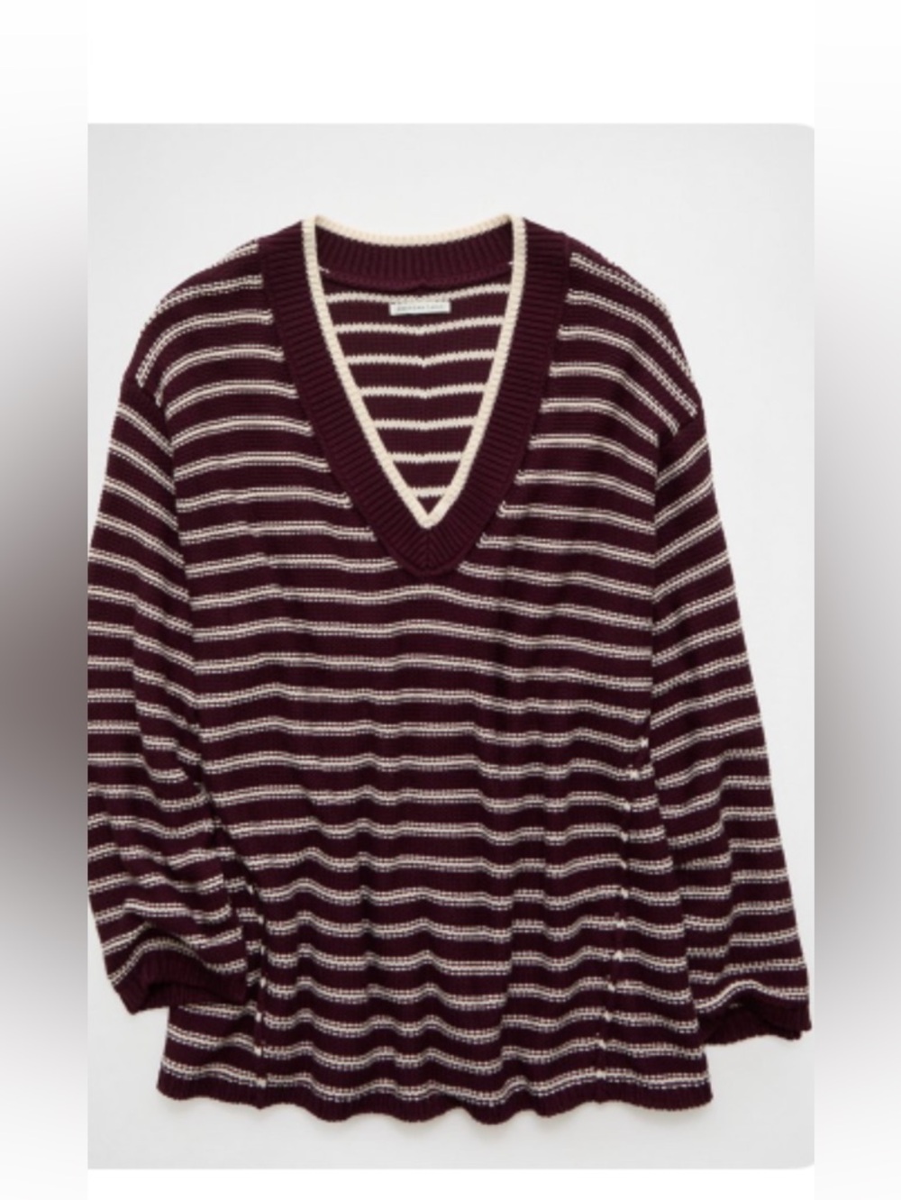 AEO Big Hug V-Neck Sweater - Cherry Color